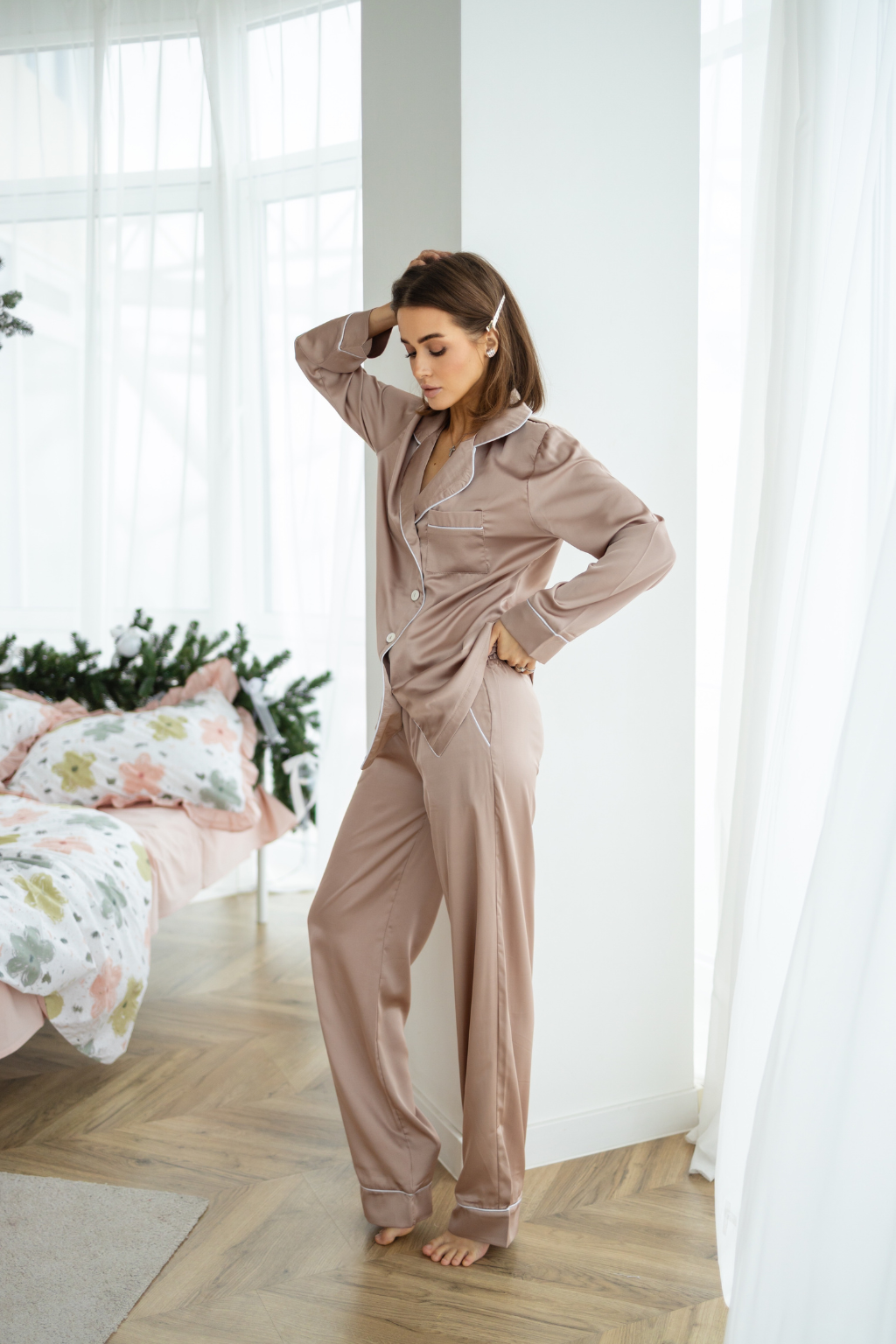 EFFORTLESS | Pyjama-Hose und Hemd • Milch-Mokka