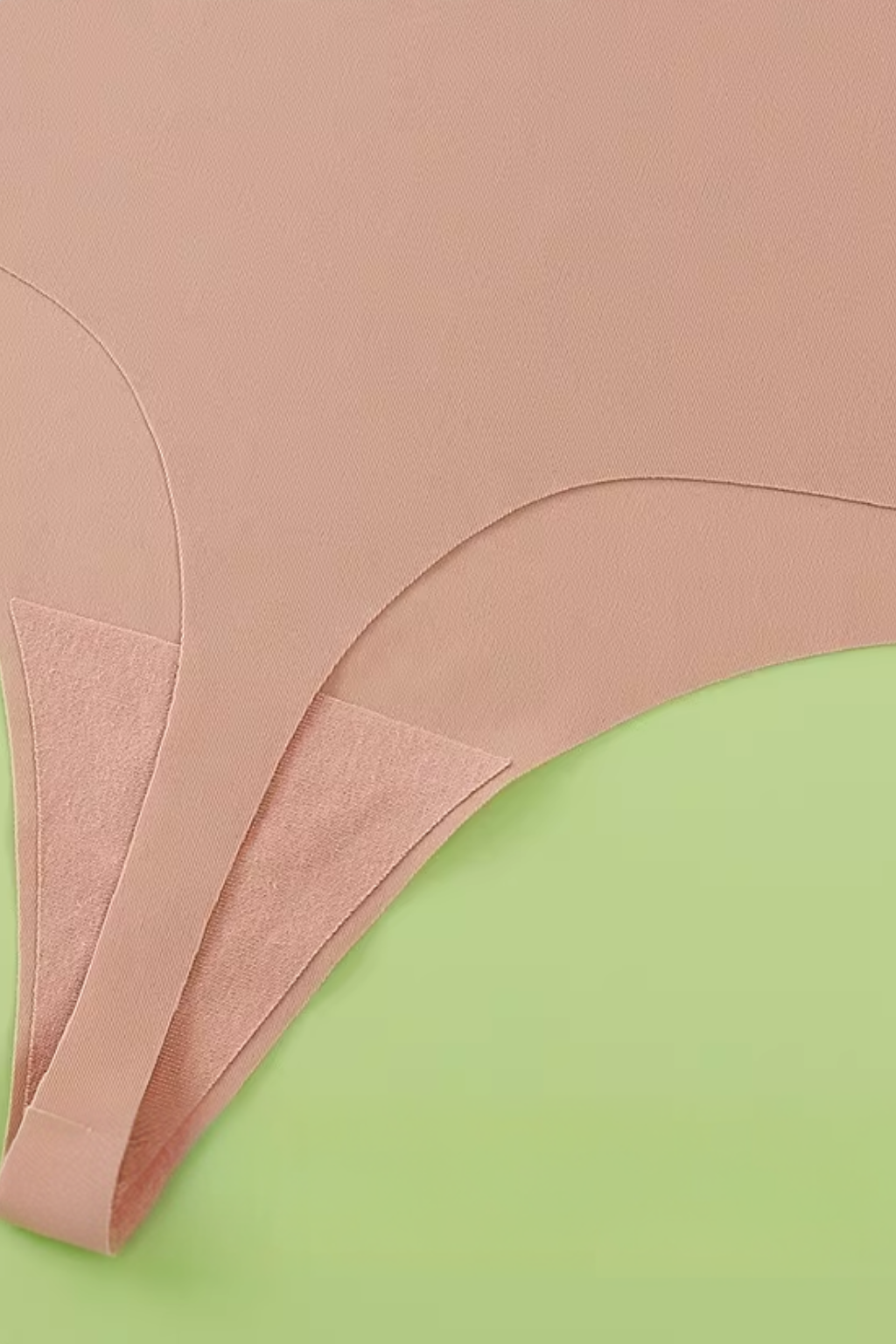 CONTOUR | Нюдовий шампань, стрінги