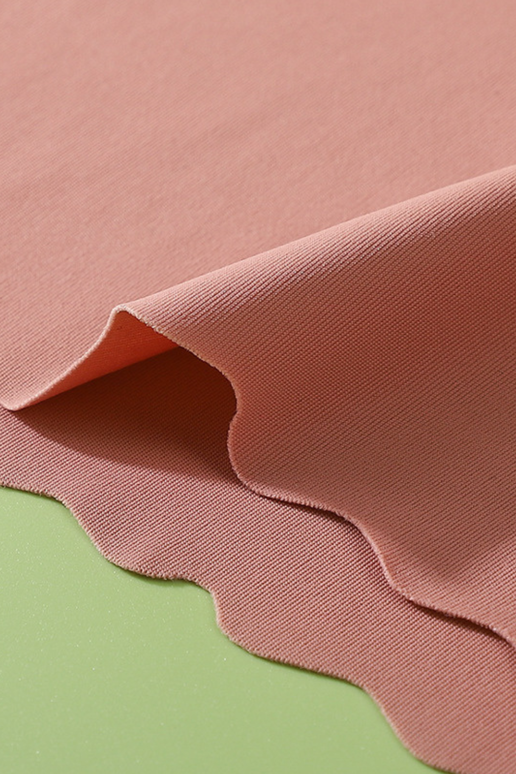 ESSENCE | Ніжний абрикос, стрінги