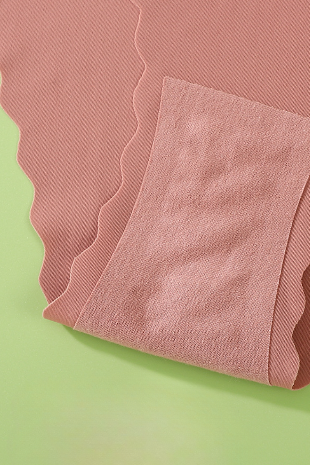 ESSENCE | Ніжний абрикос, стрінги